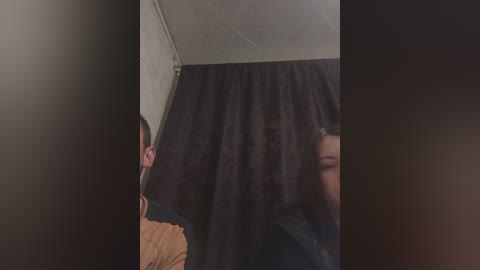 sexyfamily4 free recording from 2026-04-14 02:03:00