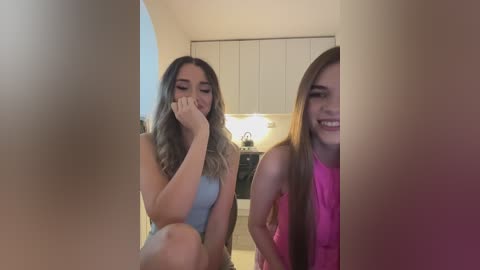 emilyandmira free recording from 2024-10-23 13:19:00