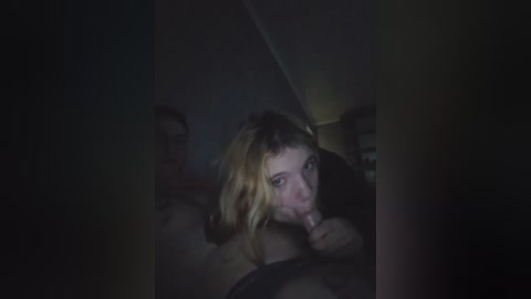 amore_mio free recording from 2024-10-28 03:43:00