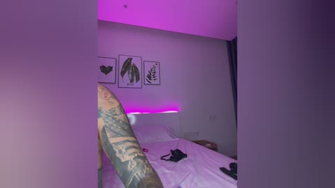 twins666 free recording from 2024-10-28 01:59:00