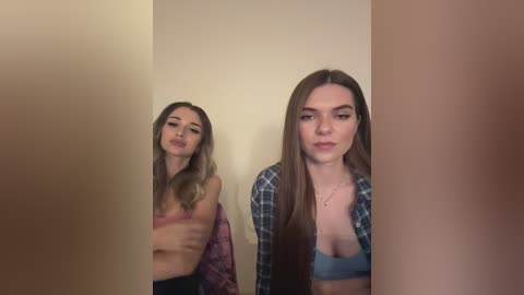 emilyandmira free recording from 2024-10-30 19:10:00