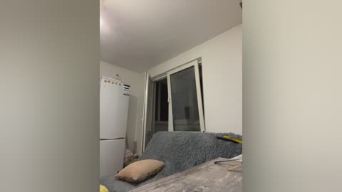 lollygirlmoon free recording from 2026-04-25 00:09:00