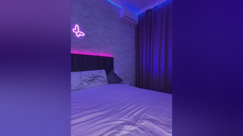 butttfly free recording from 2024-11-05 00:58:00