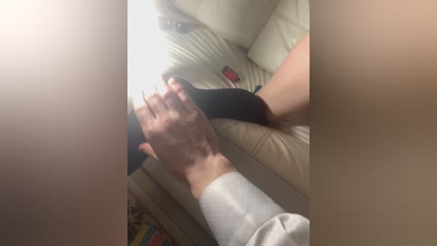 ess44 free recording from 2026-04-15 00:18:00