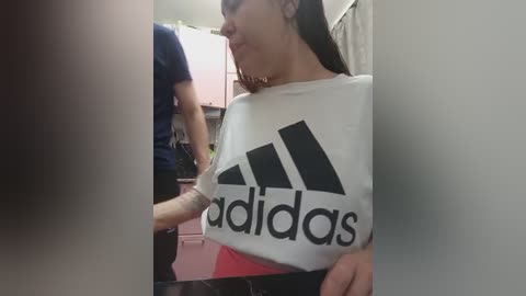 niki233221 free recording from 2024-11-08 04:06:00