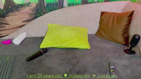 pinkypupa_love free recording from 2024-11-12 22:21:00