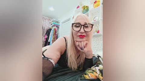 sheilasweetney free recording from 2026-04-28 00:47:00