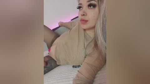 elaizza free recording from 2024-11-13 03:54:00