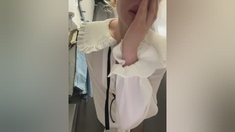 likachkaa free recording from 2024-11-13 18:28:00