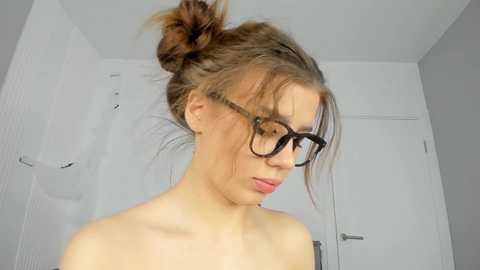 dolly_ll free recording from 2024-11-14 22:15:00