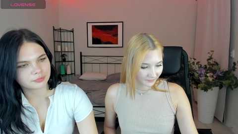 jeniffer_and_elis free recording from 2024-11-14 20:04:00