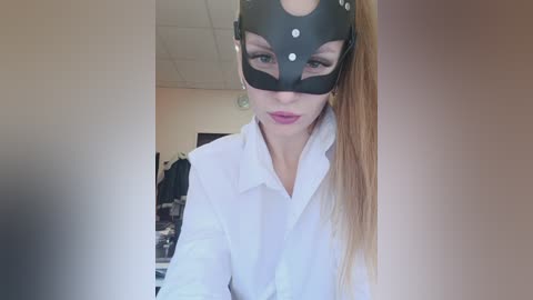 emmihot free recording from 2026-04-14 02:03:00