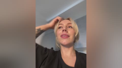 larivaisss free recording from 2026-04-17 03:15:00