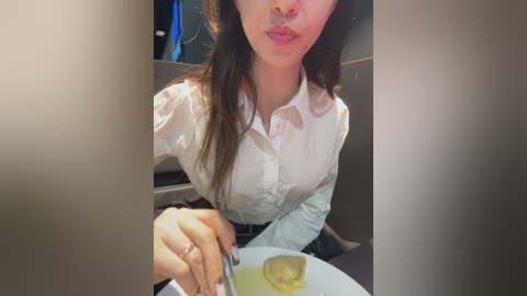 monikayyy free recording from 2024-11-19 18:09:00