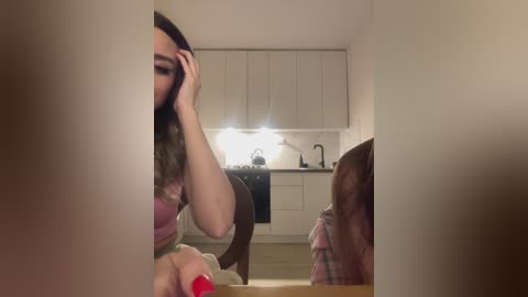 emilyandmira free recording from 2024-11-23 00:03:00