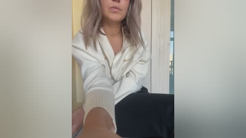 foxstar free recording from 2026-04-14 02:03:00