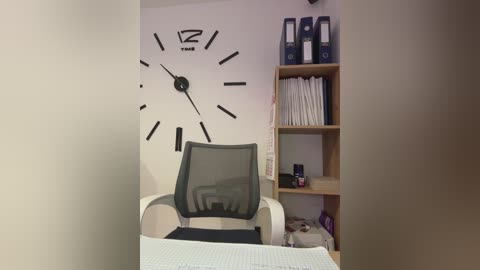 17alisa1717 free recording from 2024-11-26 07:23:00