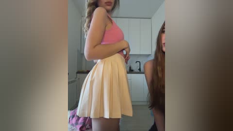 emilyandmira free recording from 2024-12-01 09:54:00