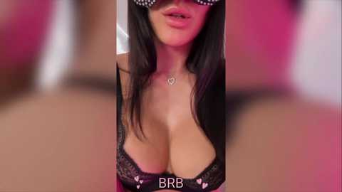 milana_milana free recording from 2026-04-03 02:52:00