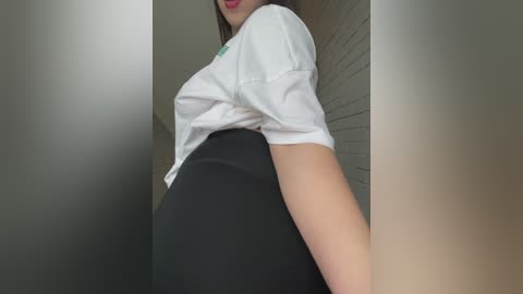 sweetessmik free recording from 2026-04-17 03:15:00