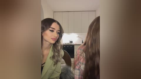 emilyandmira free recording from 2026-04-03 02:52:00