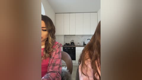 emilyandmira free recording from 2026-04-03 02:52:00