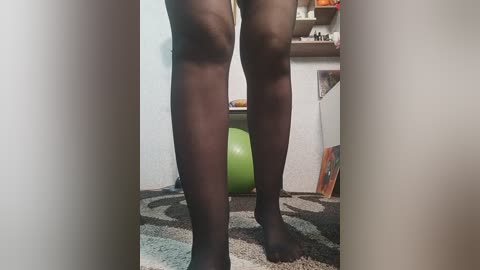 elenadroseraa free recording from 2025-05-28 19:58:00