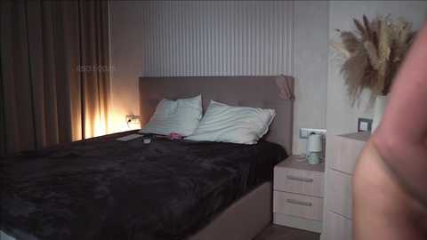 lovely_olivia free recording from 2025-05-31 08:12:00