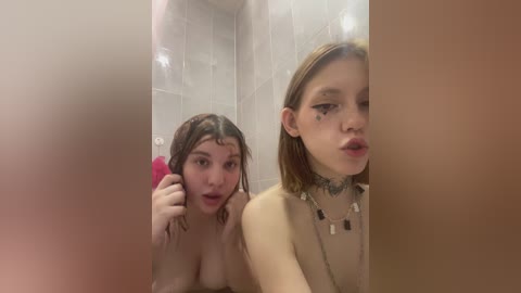 molly_and_ewa free recording from 2025-06-01 18:00:00