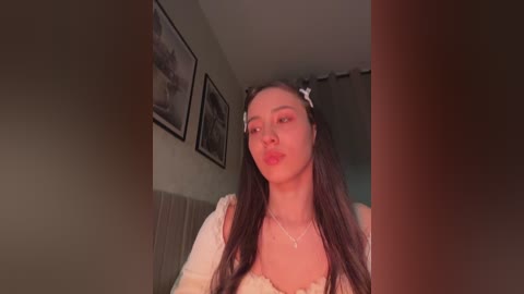 alinawey free recording from 2026-04-14 02:21:00