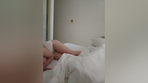 eva__elf free recording from 2026-04-15 00:06:00