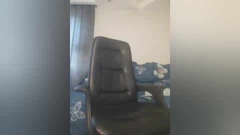 eva_bella free recording from 2026-04-14 07:06:00