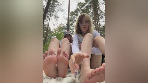 molly_and_ewa free recording from 2025-06-08 09:50:00