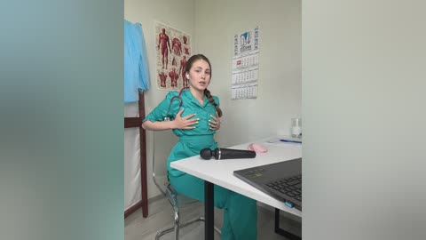 adelaida1001 free recording from 2025-06-10 11:15:00