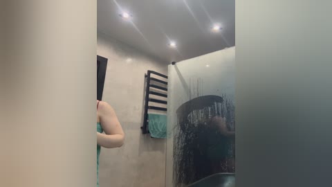 arielwavee1 free recording from 2025-06-10 07:09:00