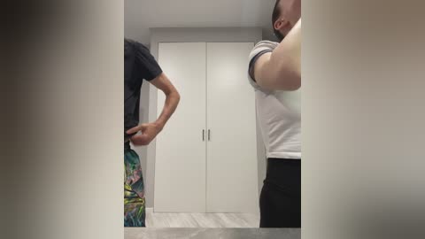 gummy_bears free recording from 2025-06-10 21:43:00