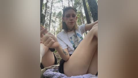 molly_and_ewa free recording from 2025-06-13 10:09:00