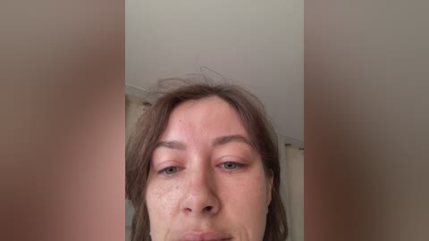 ekaterina_2017 free recording from 2025-06-15 02:39:00