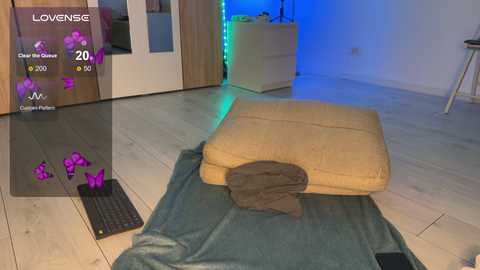 jucielussie free recording from 2025-06-17 22:09:00