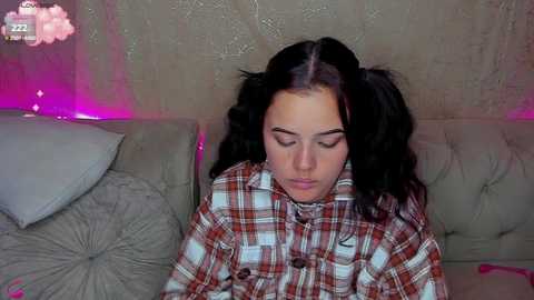 naughtygirls1 free recording from 2026-04-17 06:23:00