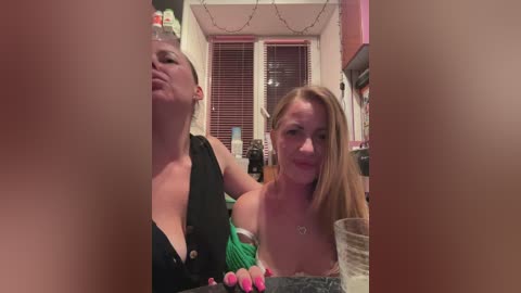 hello_kitti free recording from 2026-04-14 02:03:00