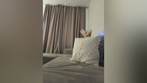 alliina_leee free recording from 2025-06-24 01:44:00