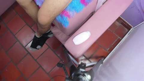 jessi_and_boy free recording from 2025-06-30 05:54:00