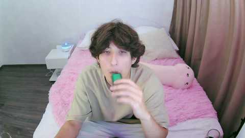 elliott_white free recording from 2025-07-01 05:18:00