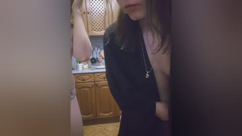 chelsi16 free recording from 2025-07-06 00:01:00