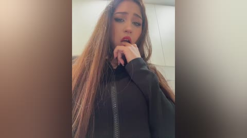 alliina_leee free recording from 2025-07-14 03:56:00