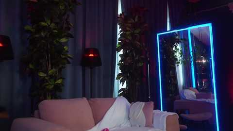 evafashionista free recording from 2025-07-15 05:56:00