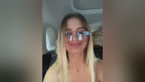 babegirl free recording from 2025-07-17 06:02:00