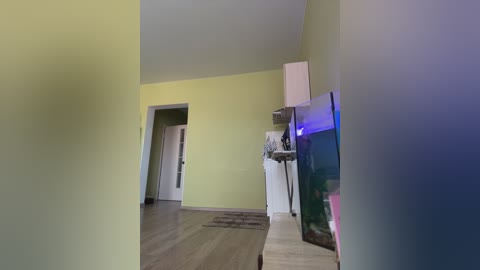 _saharochek_ free recording from 2025-07-23 10:48:00