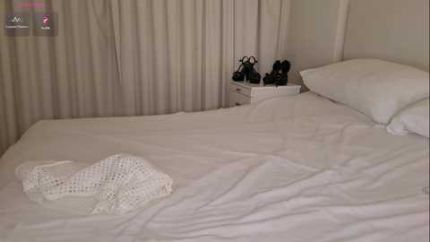 bella_j free recording from 2025-07-23 18:05:00